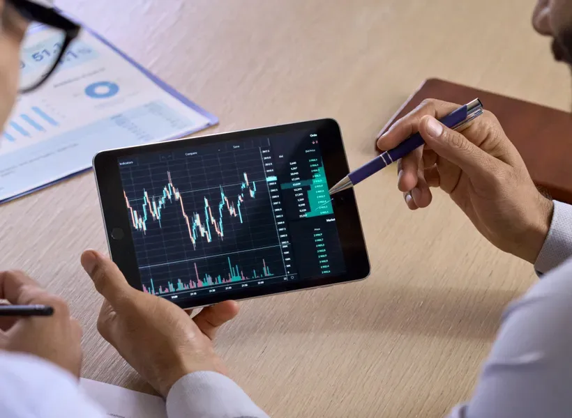 Lumineux Invexus plateforme France